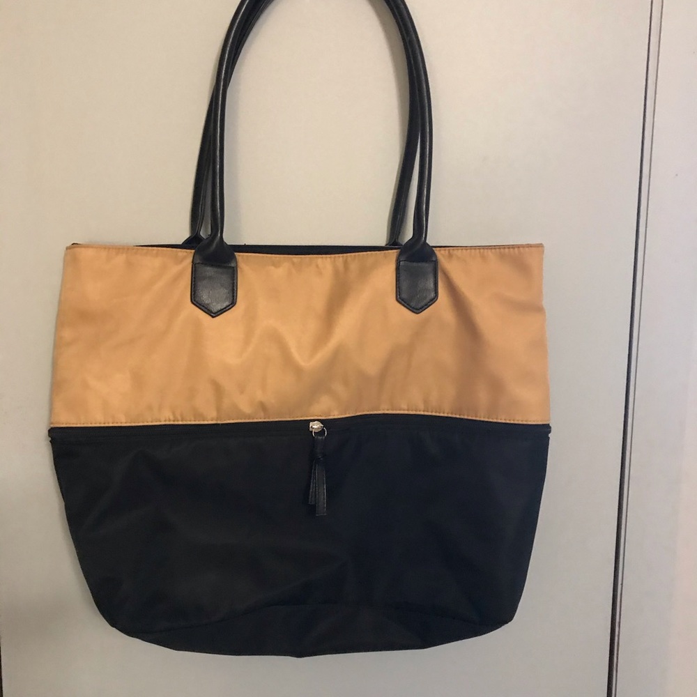 Purse - Picture 4 of 4